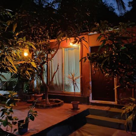 Lotus Riya Homestay Hampi Exterior foto