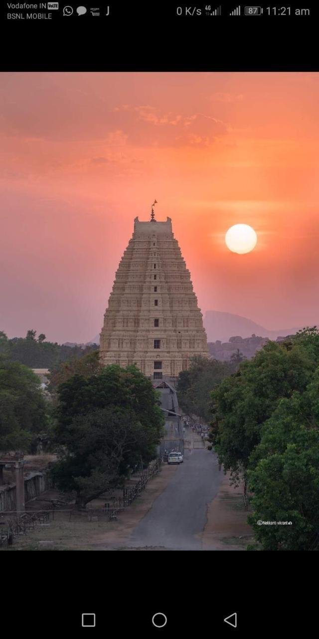 Lotus Riya Homestay Hampi Exterior foto